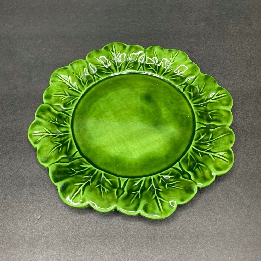 Vintage Holland Mold Ceramic Cabbage Plate Dish